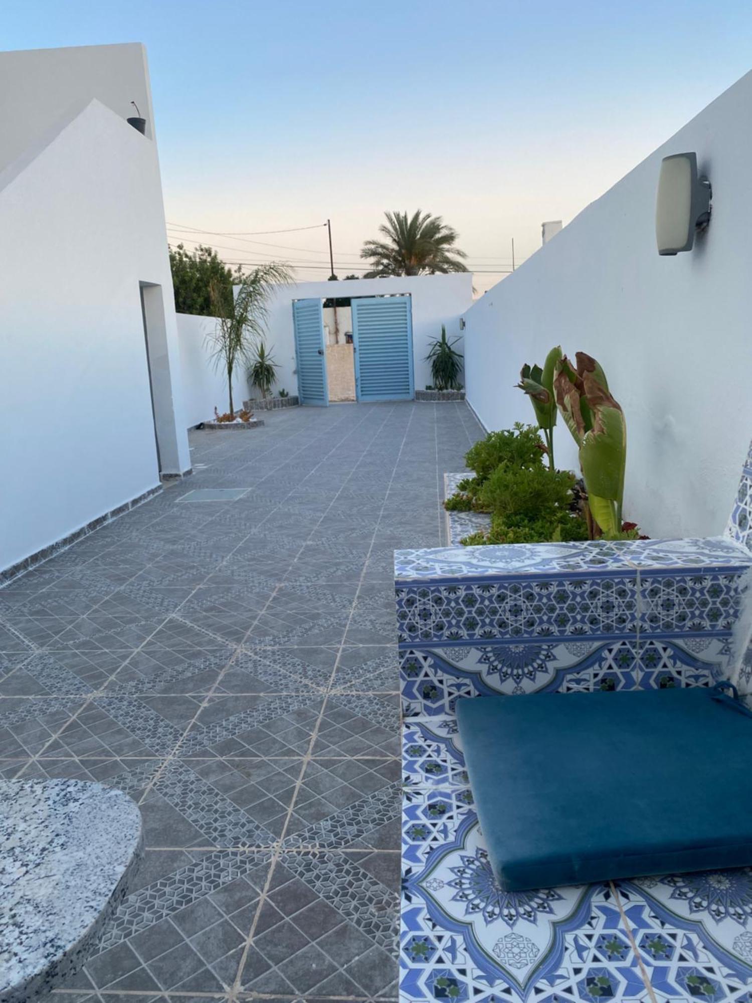 Studio Rouge Cosy A Dar Lili Djerba Mezraia Extérieur photo
